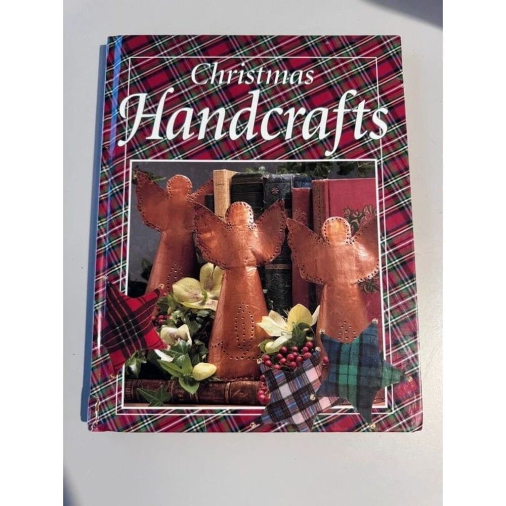 Vintage Christmas Handcrafts Book